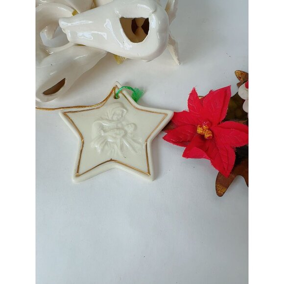 Vintage Holiday Ceramic & Glass Ornament Set With Angels Santa Star & Gift Desig - Picture 14 of 16